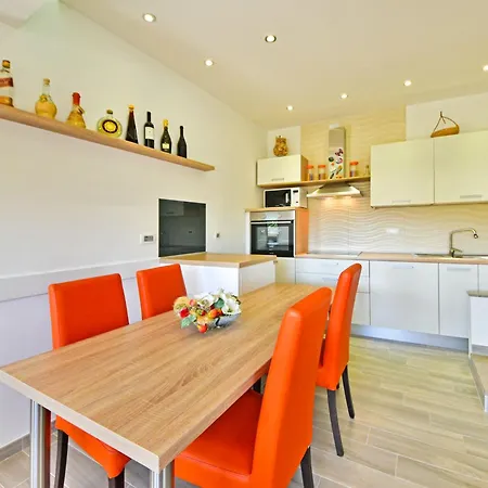 Tatil Evi Koalas Nest & By Interhome *
